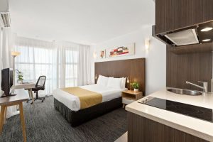 32bfaaaa-7e1a-4e3a-a7f9-6508069e6858-lg-Quest_Caroline_Springs_048---Studio-