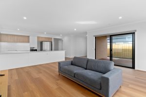 thumbnail_Kitchen & Lounge