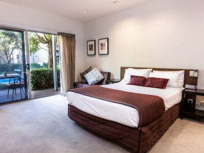 Poolside Queen Bed Suite